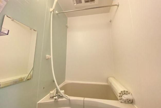 【バス】　・浴室換気乾燥暖房機付き